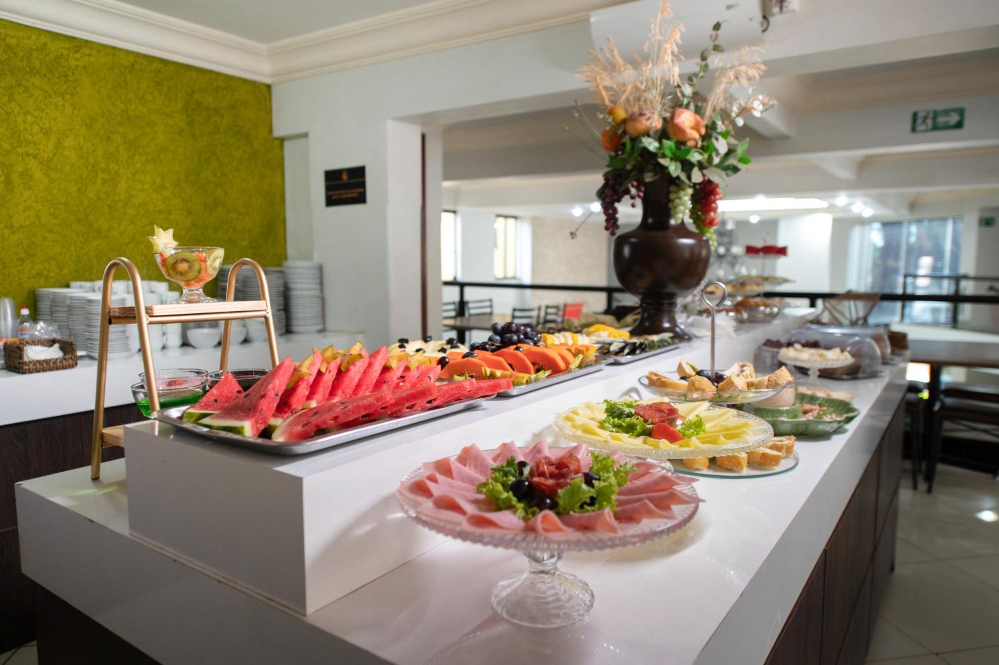 Havana Palace Hotel Uberaba Zewnętrze zdjęcie